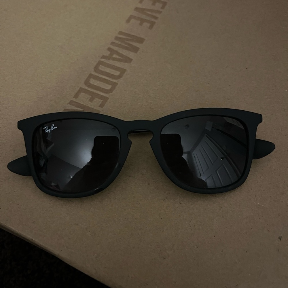 Ray Ban Women’s Erika